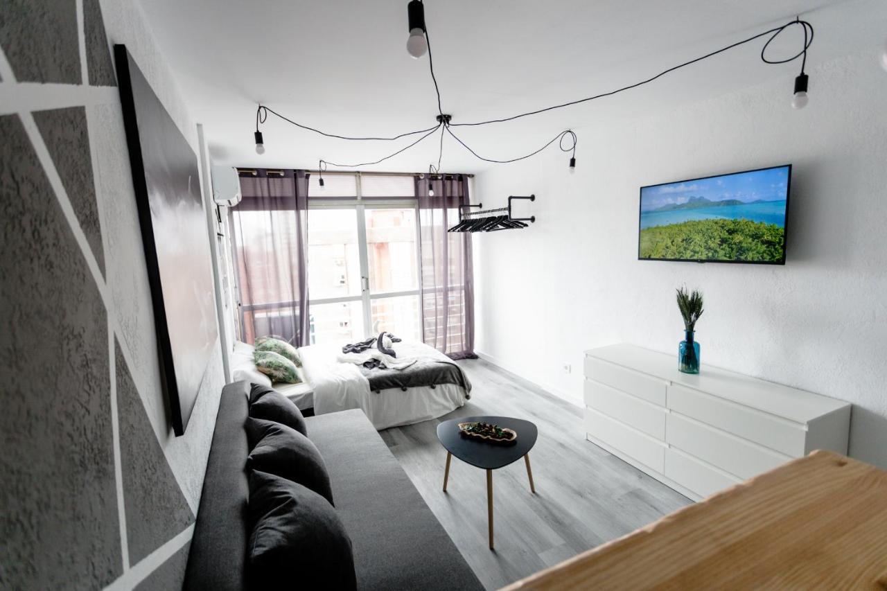 Modern Studio With See And City View ベニドルム エクステリア 写真