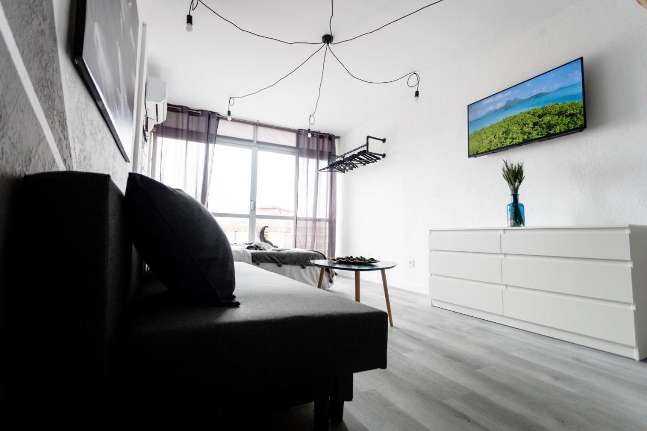Modern Studio With See And City View ベニドルム エクステリア 写真